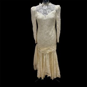 EUC VTG Bride Lace Pearls Sequins Mermaid Cream Gown Dress Fish Tail Long Sleeve